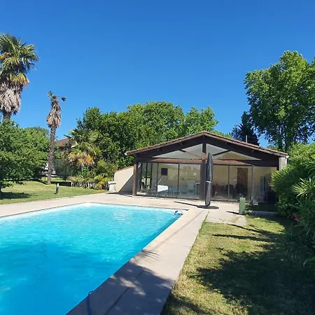 Villa Avec Piscine Chauffée Proche Toulouse Centre